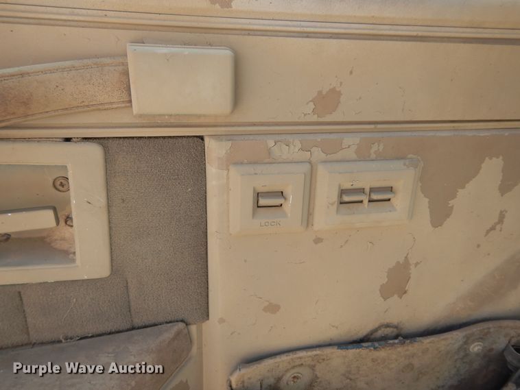 image for item DI8644 1989 GMC Jimmy  SUV