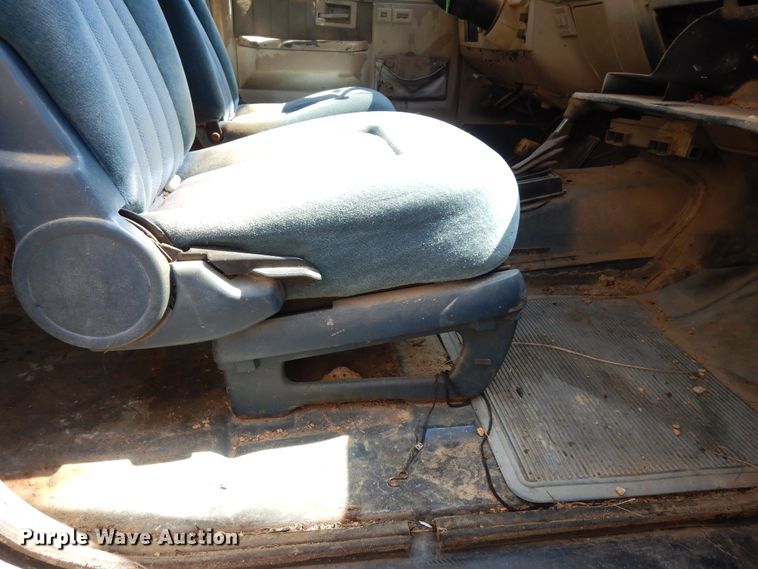 image for item DI8644 1989 GMC Jimmy  SUV