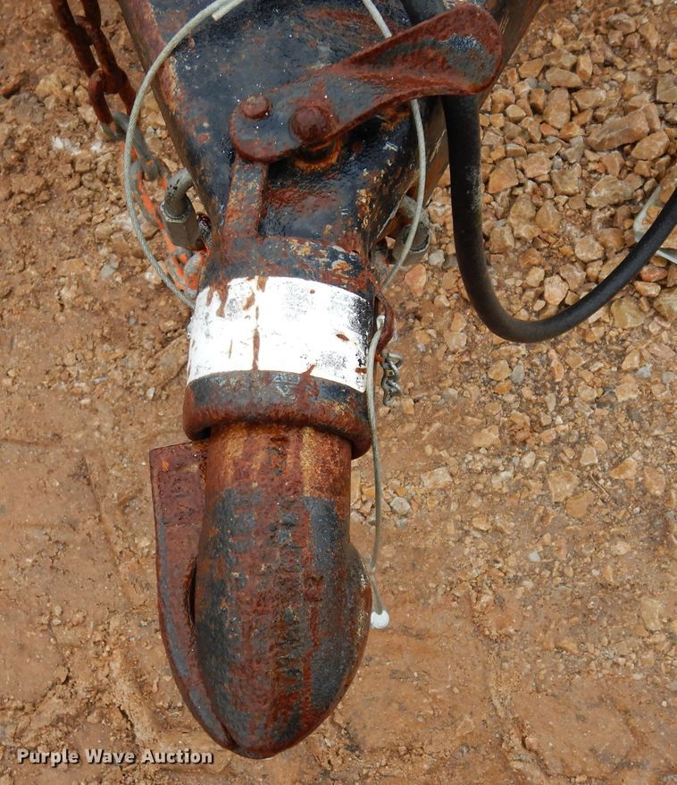 image for item DI8713 2008 Diamond C Roadclipper  utility trailer