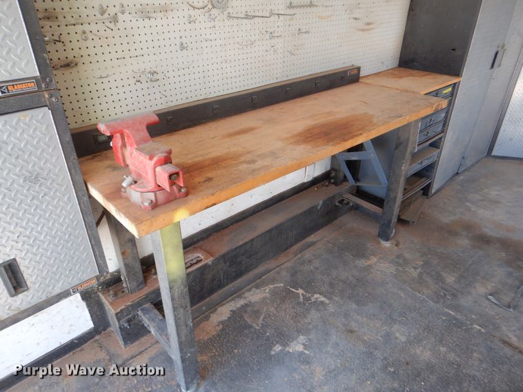 image for item DI8720 2012 Freedom  enclosed cargo trailer