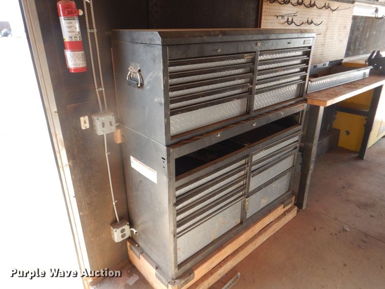 image for item DI8731 2012 Haulmark  enclosed cargo trailer