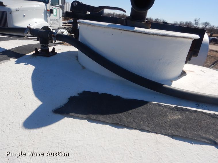 image for item DJ1281 Fiberglass tank