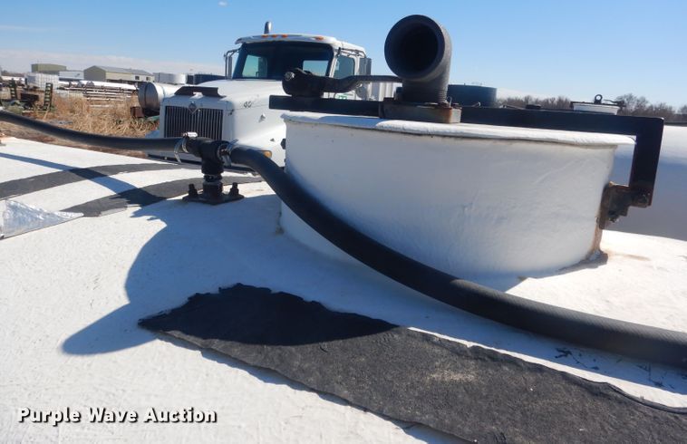 image for item DJ1281 Fiberglass tank