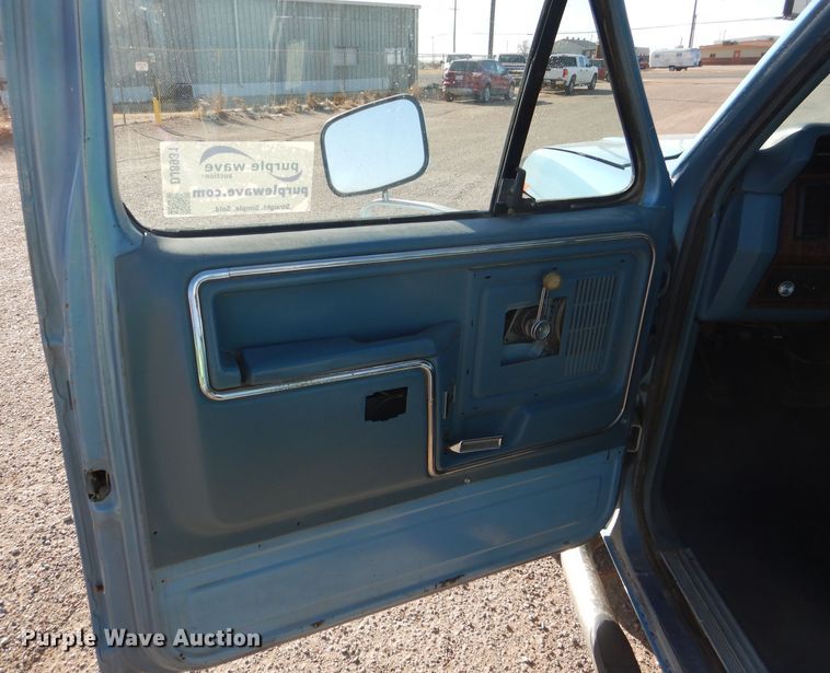 image for item DJ8931 1981 Ford Bronco Ranger XLT  SUV