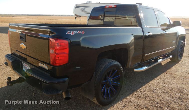 image for item DK3350 2014 Chevrolet Silverado 1500 High Country  Crew Cab pickup truck