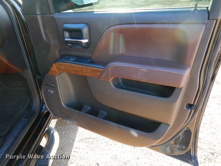 image for item DK3350 2014 Chevrolet Silverado 1500 High Country  Crew Cab pickup truck