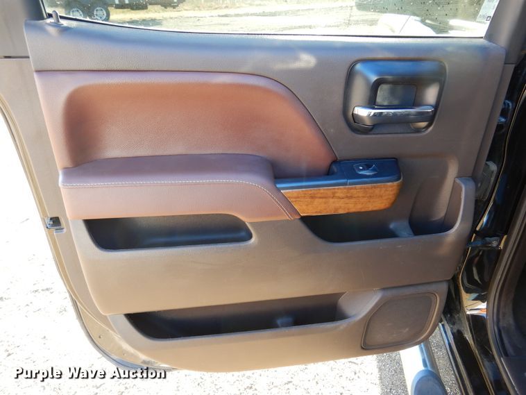 image for item DK3350 2014 Chevrolet Silverado 1500 High Country  Crew Cab pickup truck