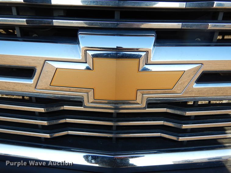 image for item DK3350 2014 Chevrolet Silverado 1500 High Country  Crew Cab pickup truck