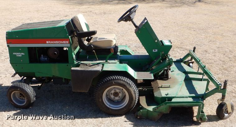 image for item DK7260 Ransomes Frontline 728D  lawn mower