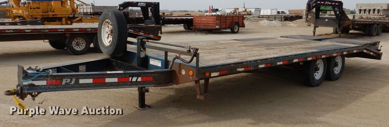 image for item DL5947 2014 PJ Trailers  equipment trailer