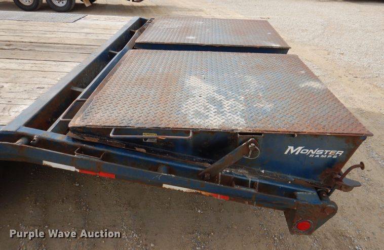 image for item DL5947 2014 PJ Trailers  equipment trailer