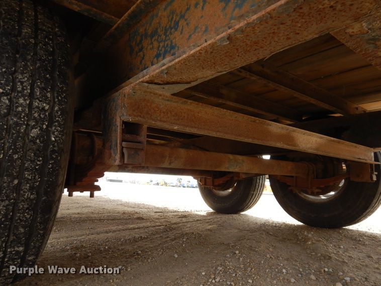 image for item DL5947 2014 PJ Trailers  equipment trailer