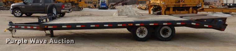 image for item DL5949 2014 PJ Trailers  equipment trailer