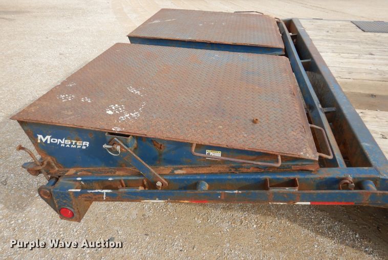 image for item DL5949 2014 PJ Trailers  equipment trailer