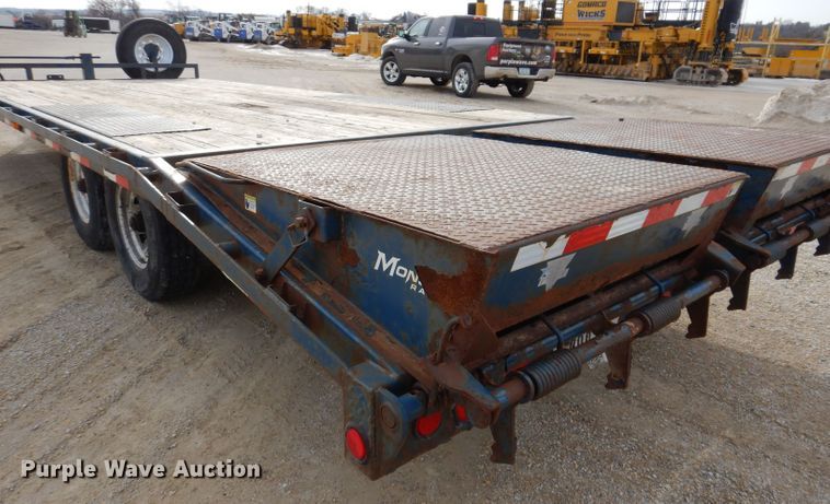 image for item DL5949 2014 PJ Trailers  equipment trailer