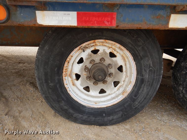 image for item DL5949 2014 PJ Trailers  equipment trailer