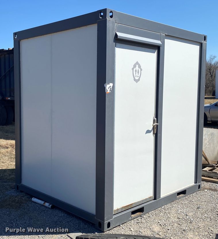 image for item DM4003 Portable restroom