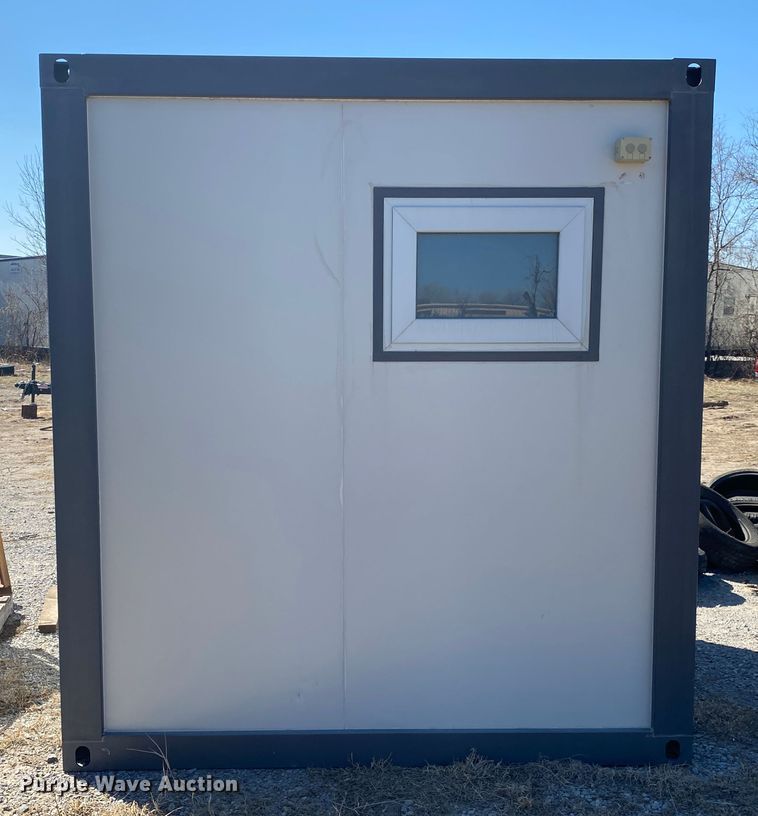 image for item DM4003 Portable restroom