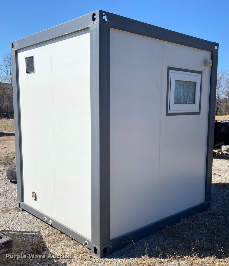 image for item DM4003 Portable restroom