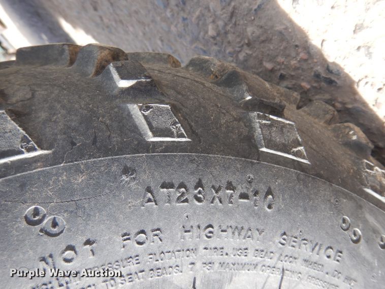 image for item DM5405 2000 Polaris Xplorer  ATV