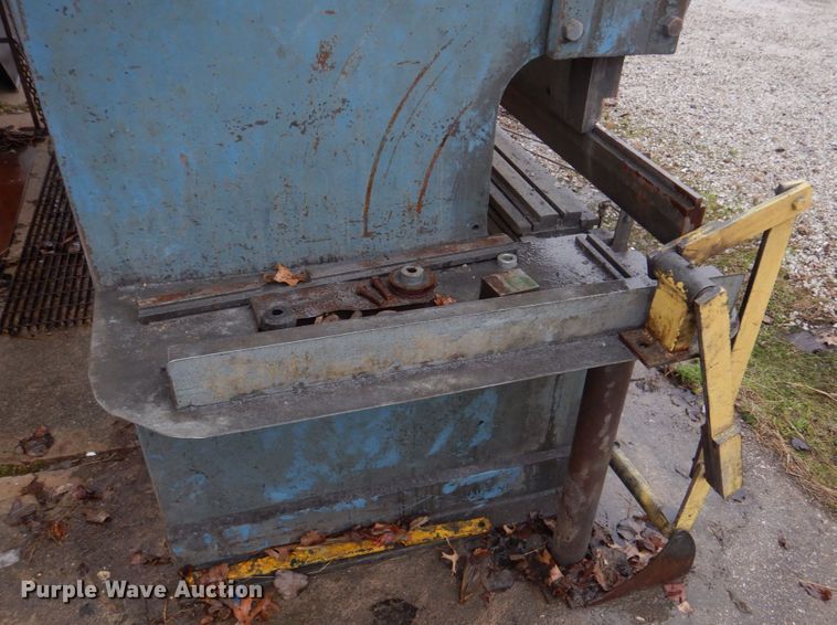 image for item DM7235 A-B  Press break