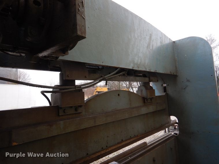 image for item DM7235 A-B  Press break