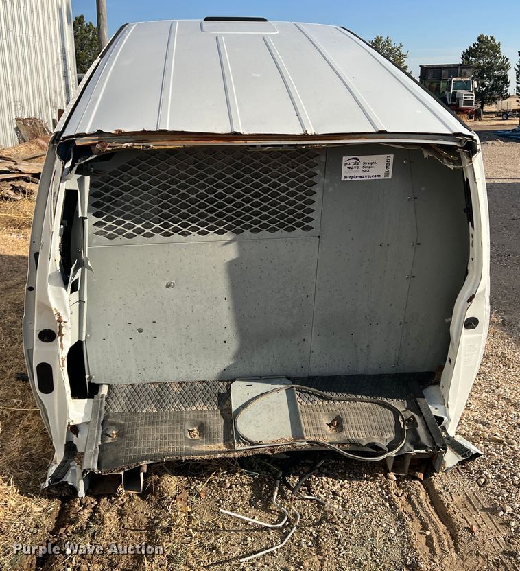 image for item DM8427 Chevrolet Astro van body