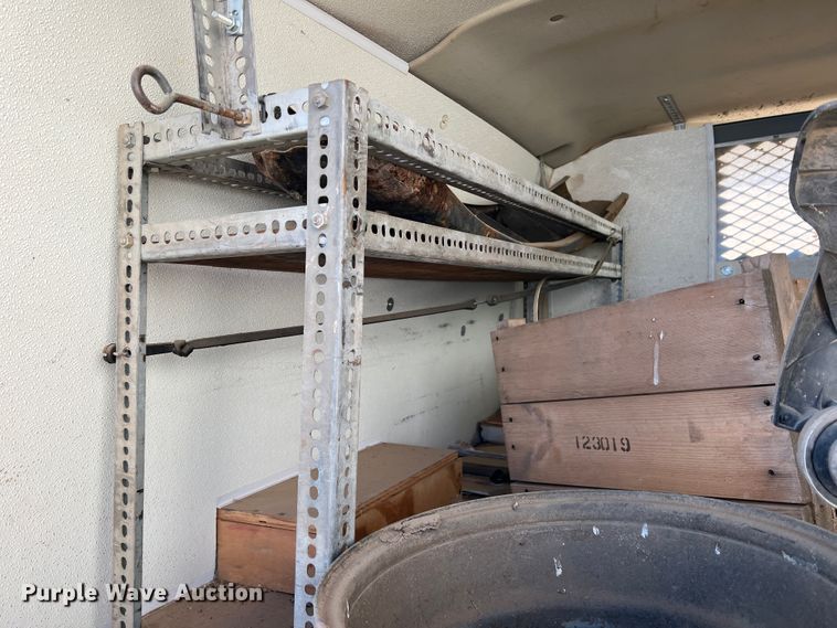 image for item DM8427 Chevrolet Astro van body