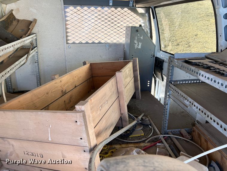 image for item DM8427 Chevrolet Astro van body