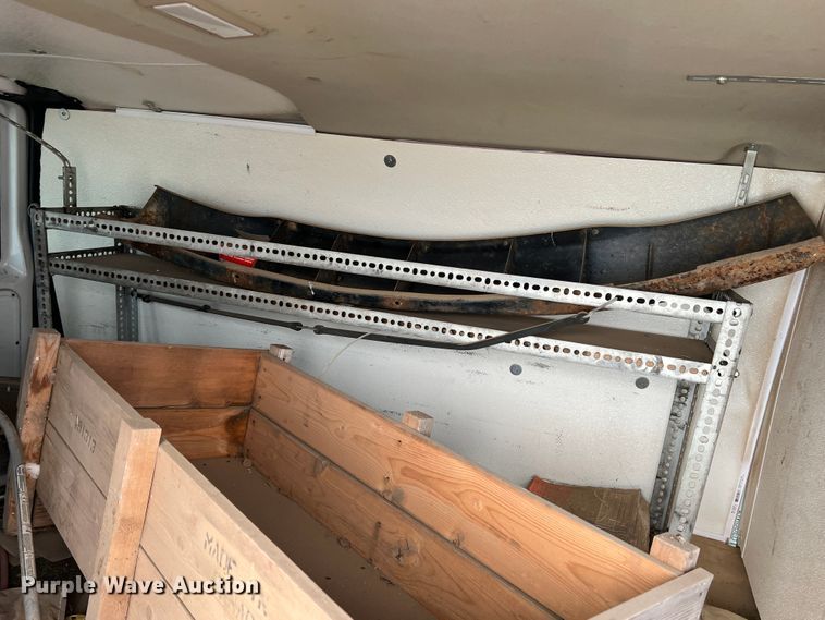 image for item DM8427 Chevrolet Astro van body