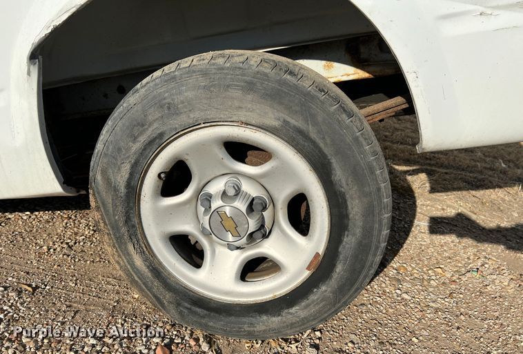 image for item DM8427 Chevrolet Astro van body