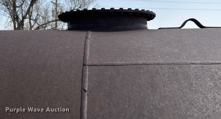 image for item DM8449 Fuel tank