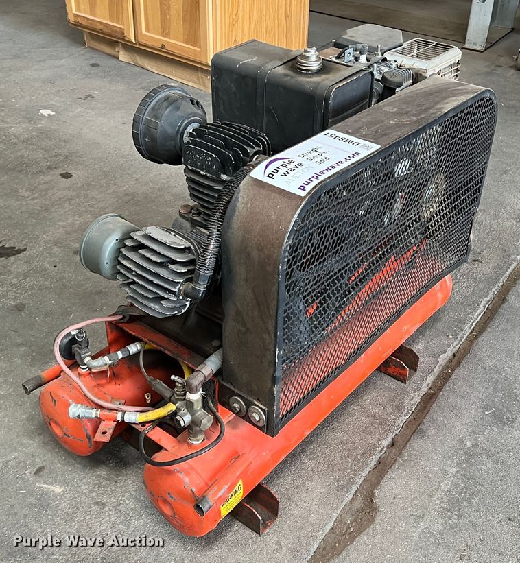 image for item DM8451 Puma  air compressor