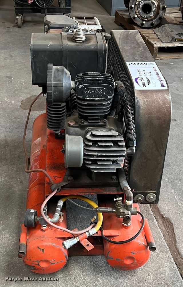 image for item DM8451 Puma  air compressor