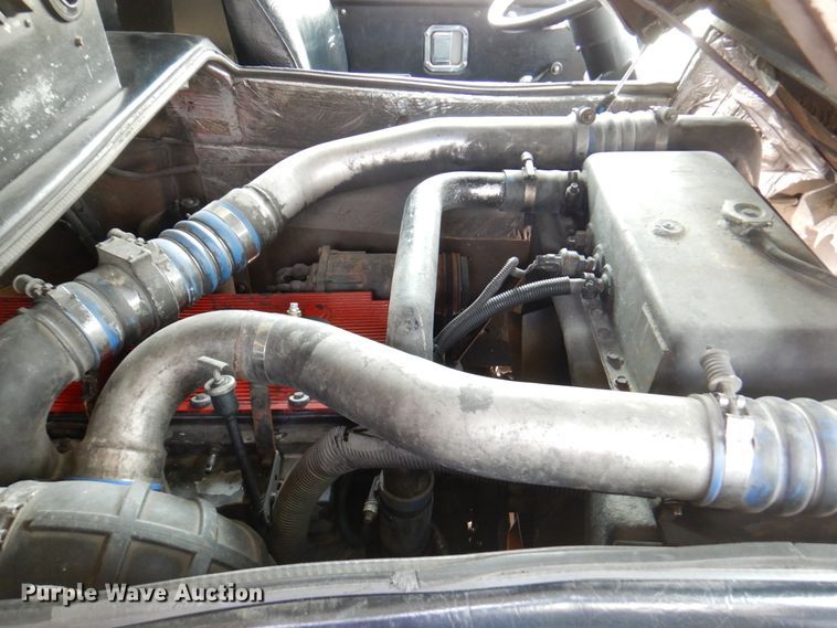 image for item DN1459 1998 HME  ladder fire truck