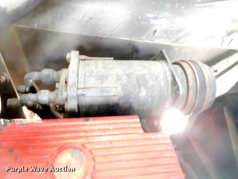 image for item DN1459 1998 HME  ladder fire truck