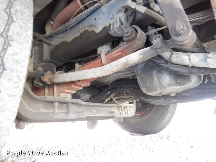 image for item DN1459 1998 HME  ladder fire truck