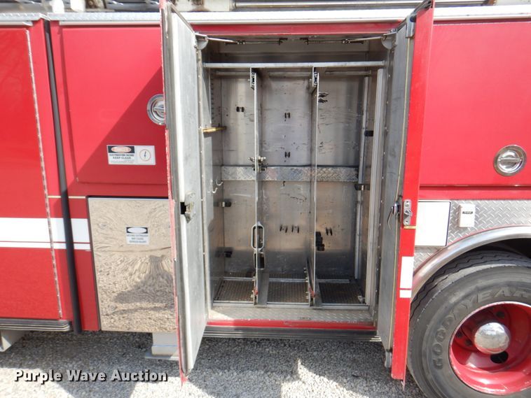 image for item DN1459 1998 HME  ladder fire truck