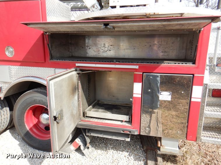 image for item DN1459 1998 HME  ladder fire truck