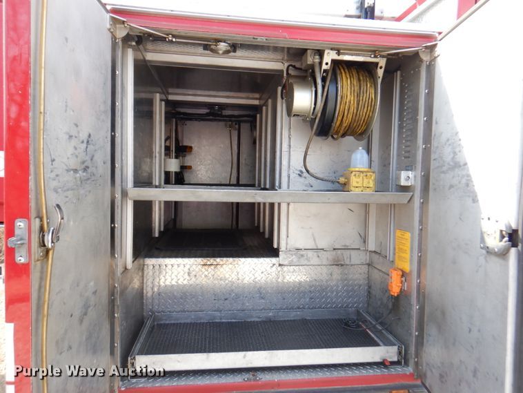 image for item DN1459 1998 HME  ladder fire truck