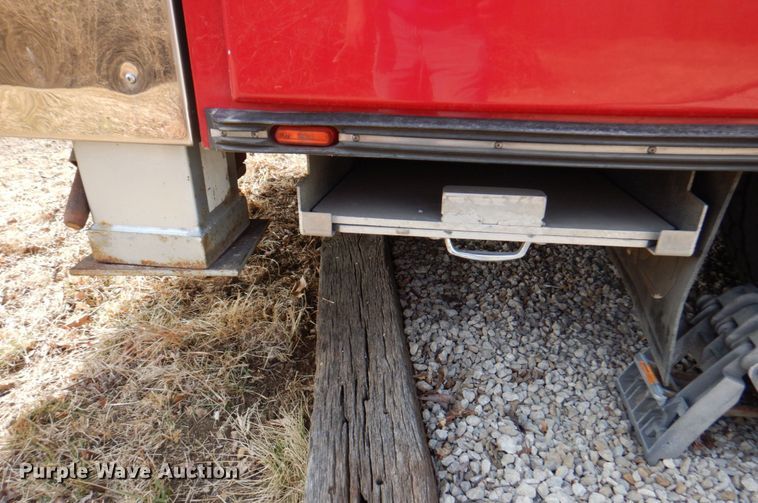 image for item DN1459 1998 HME  ladder fire truck