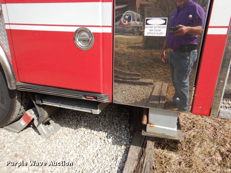 image for item DN1459 1998 HME  ladder fire truck