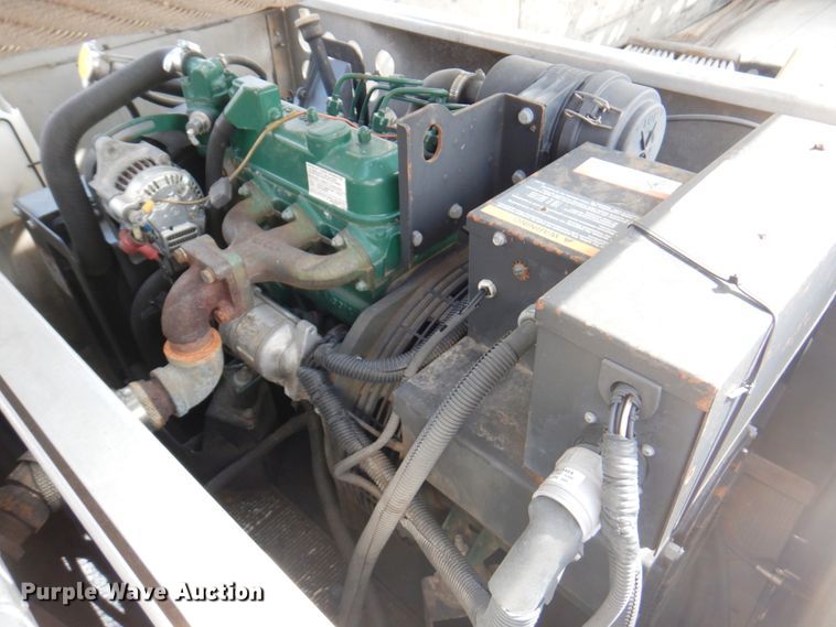 image for item DN1459 1998 HME  ladder fire truck