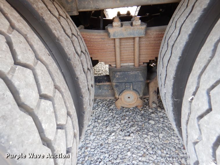 image for item DN1459 1998 HME  ladder fire truck