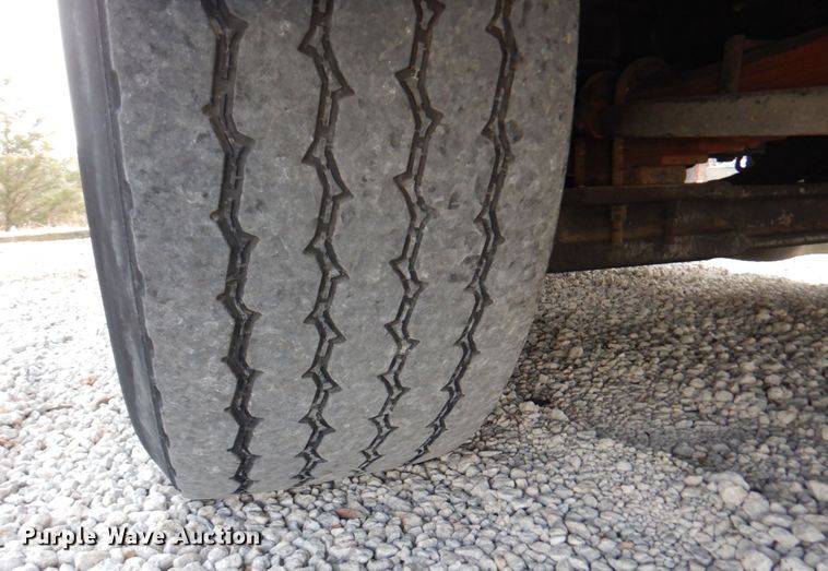 image for item DN1459 1998 HME  ladder fire truck