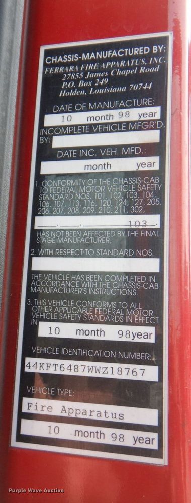 image for item DN1459 1998 HME  ladder fire truck