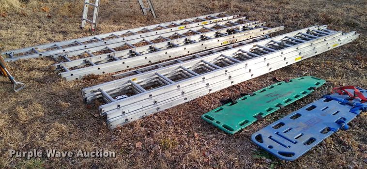 image for item DN1459 1998 HME  ladder fire truck