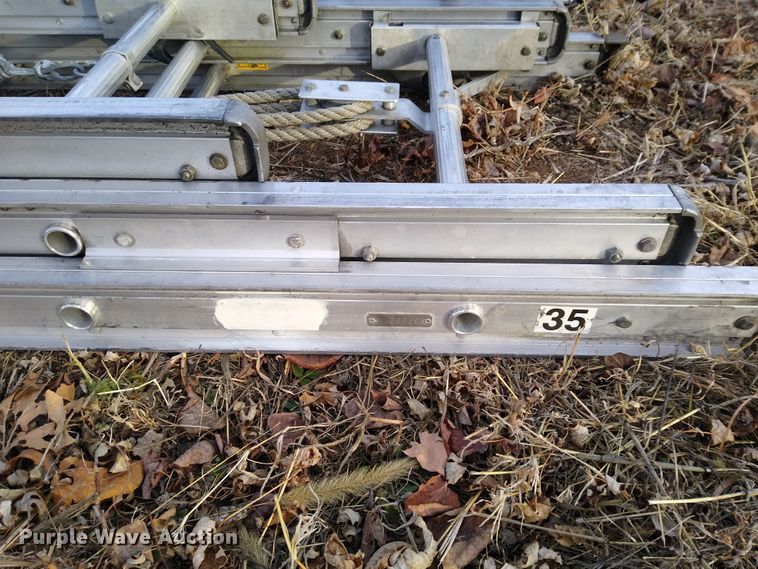 image for item DN1459 1998 HME  ladder fire truck