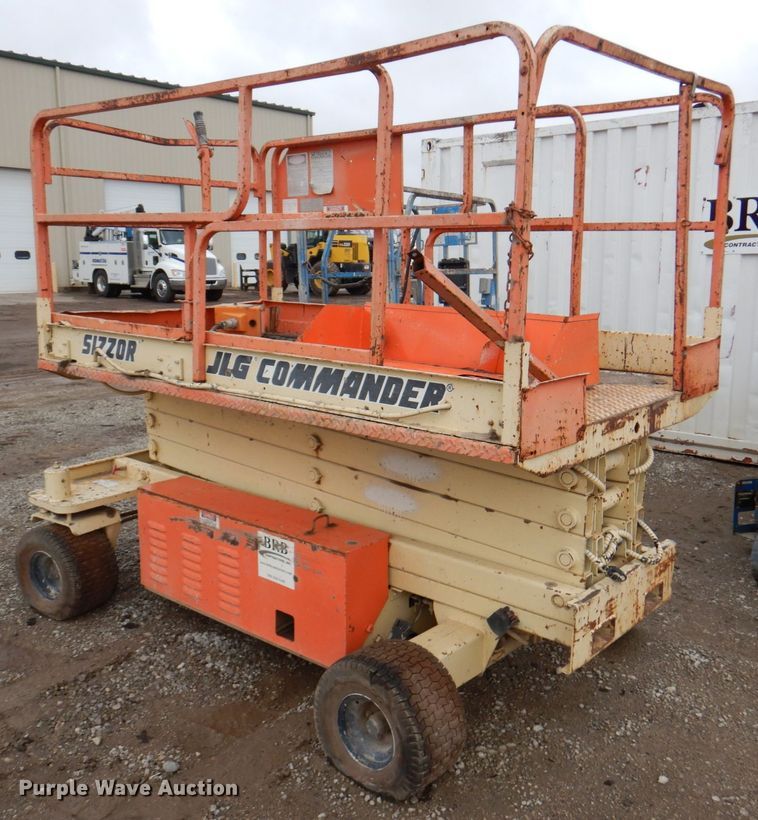 image for item DN1483 JLG CM2558  scissor lift