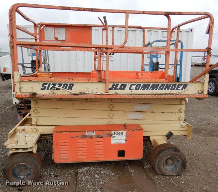 image for item DN1483 JLG CM2558  scissor lift